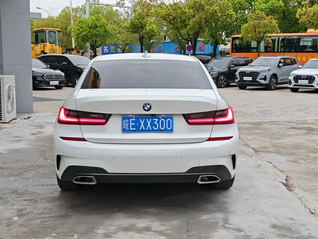BMW 3 Series — фото 10