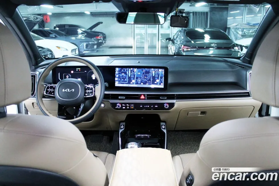 Kia Sorento — фото 9