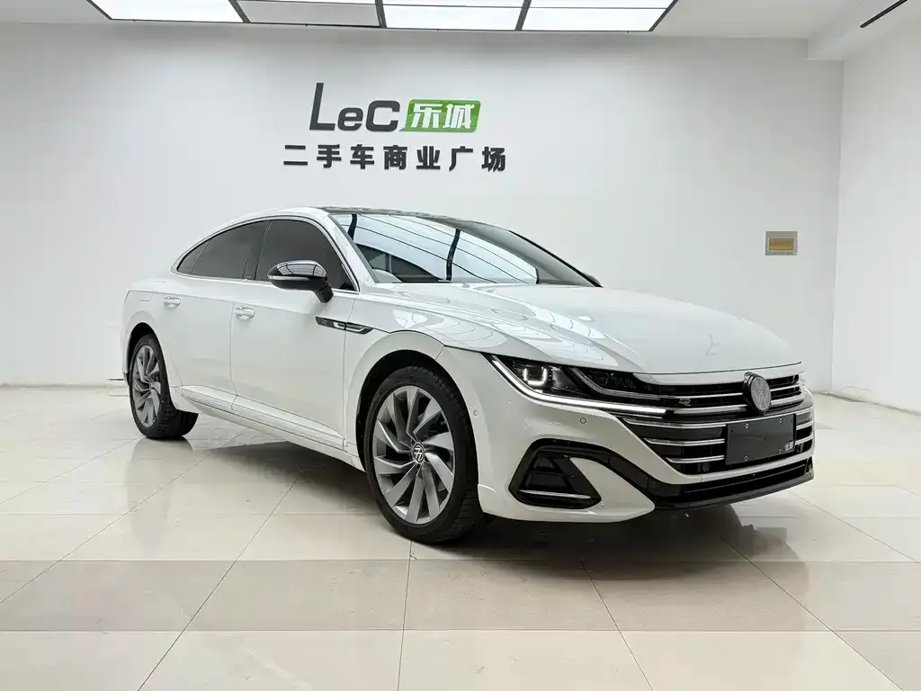 Volkswagen CC — фото 1