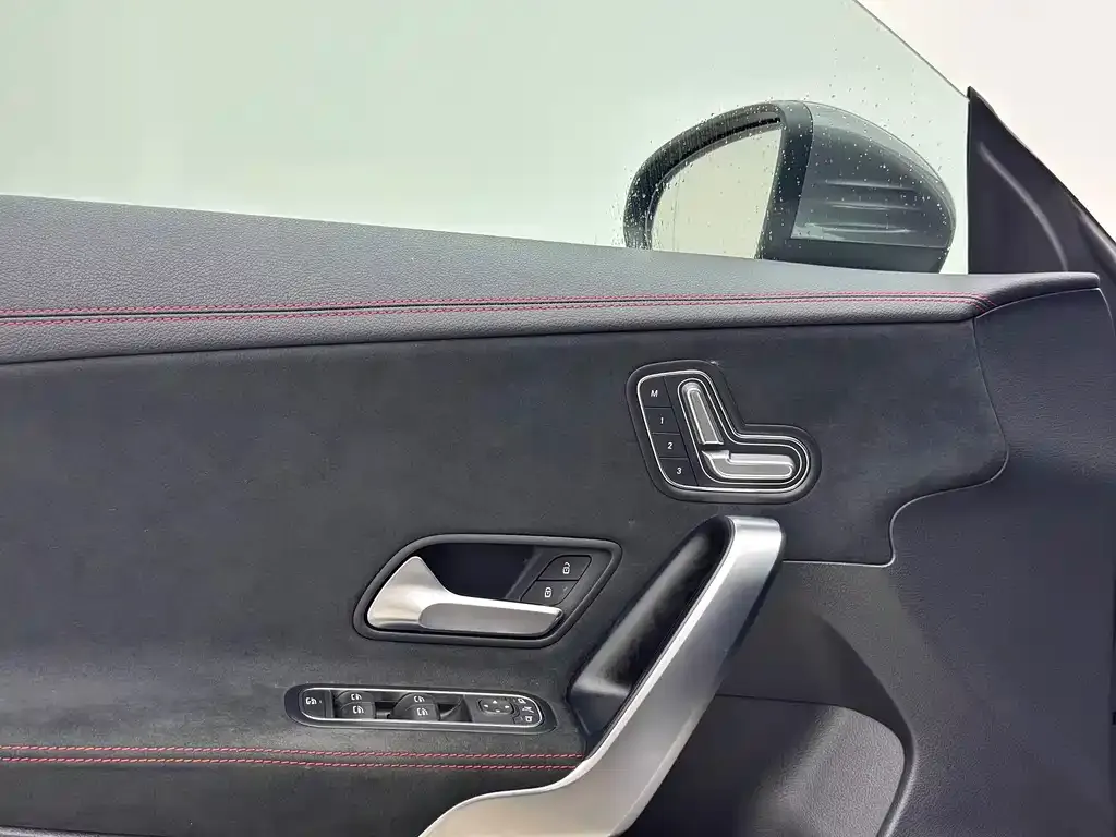 Mercedes-Benz CLA (Import) — фото 4