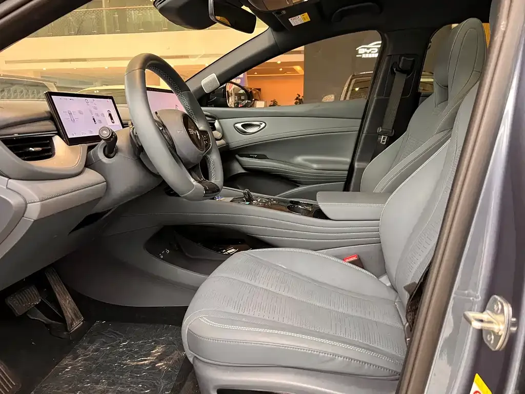 BYD Seal 06GT — фото 3