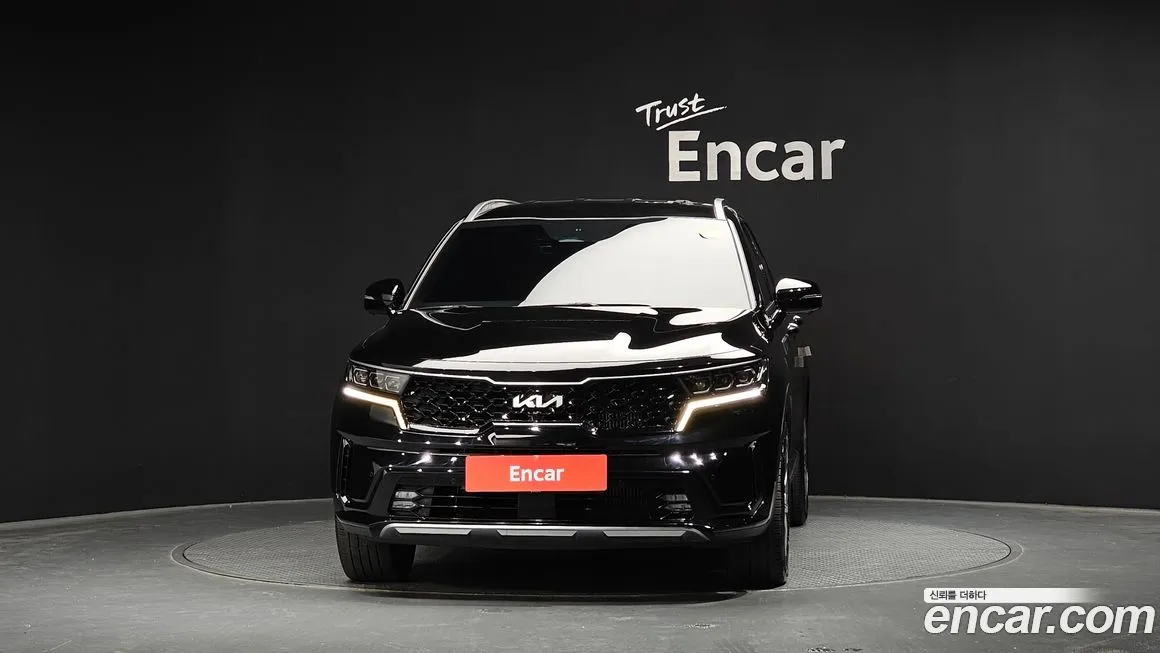 Kia Sorento — фото 6