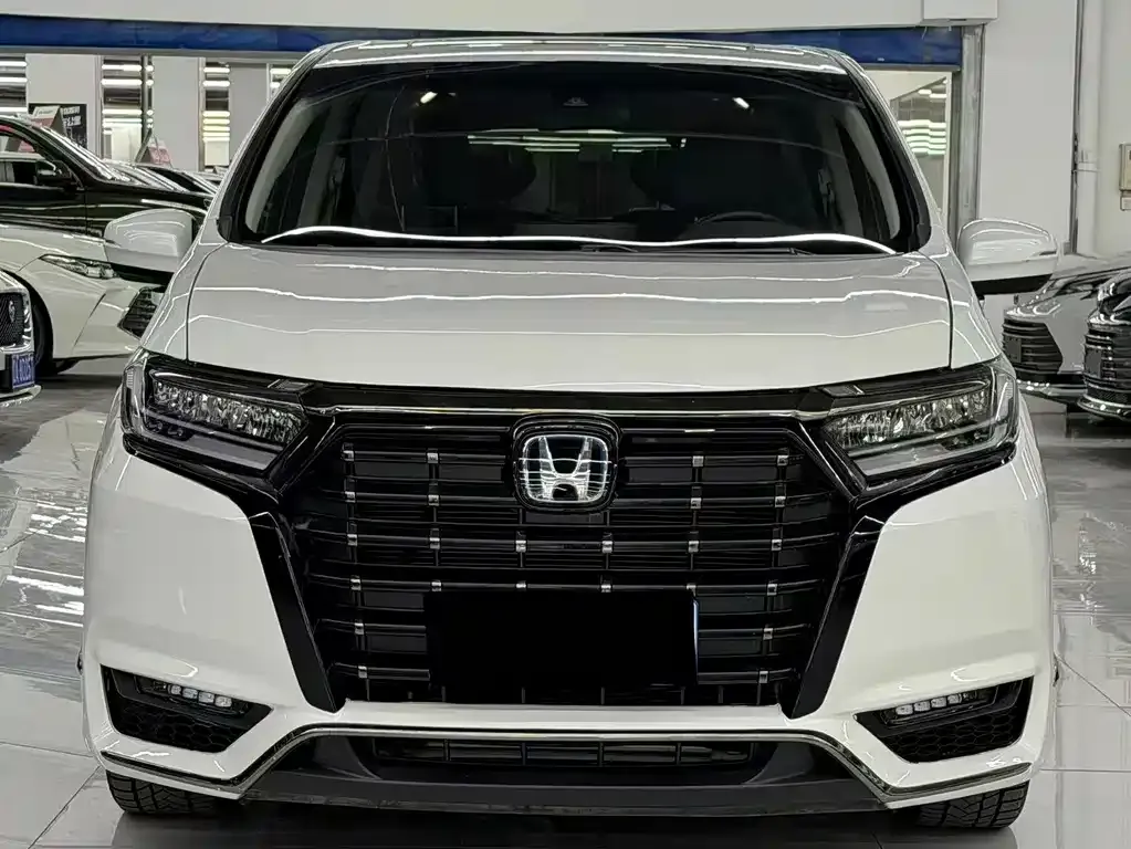 Honda Elysion — фото 9