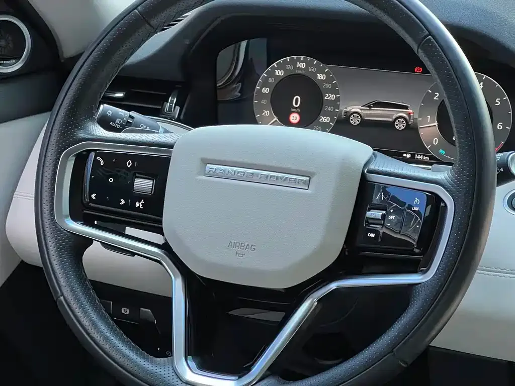 Land Rover Evoque — фото 8