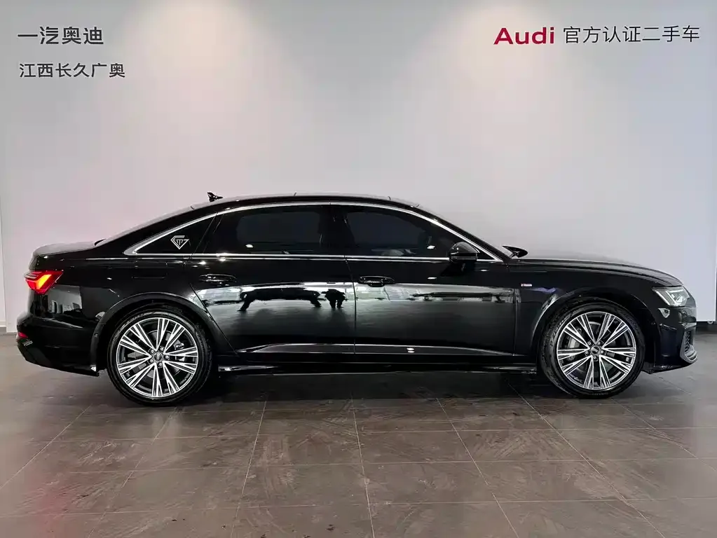 Audi A6L — фото 6