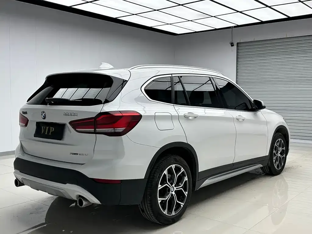 BMW X1 — фото 3