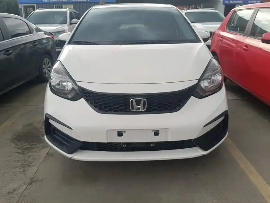 Honda Fit — фото 5