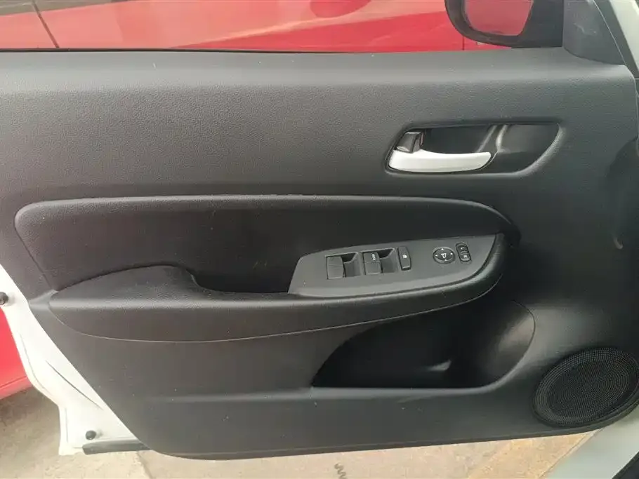 Honda Fit — фото 8
