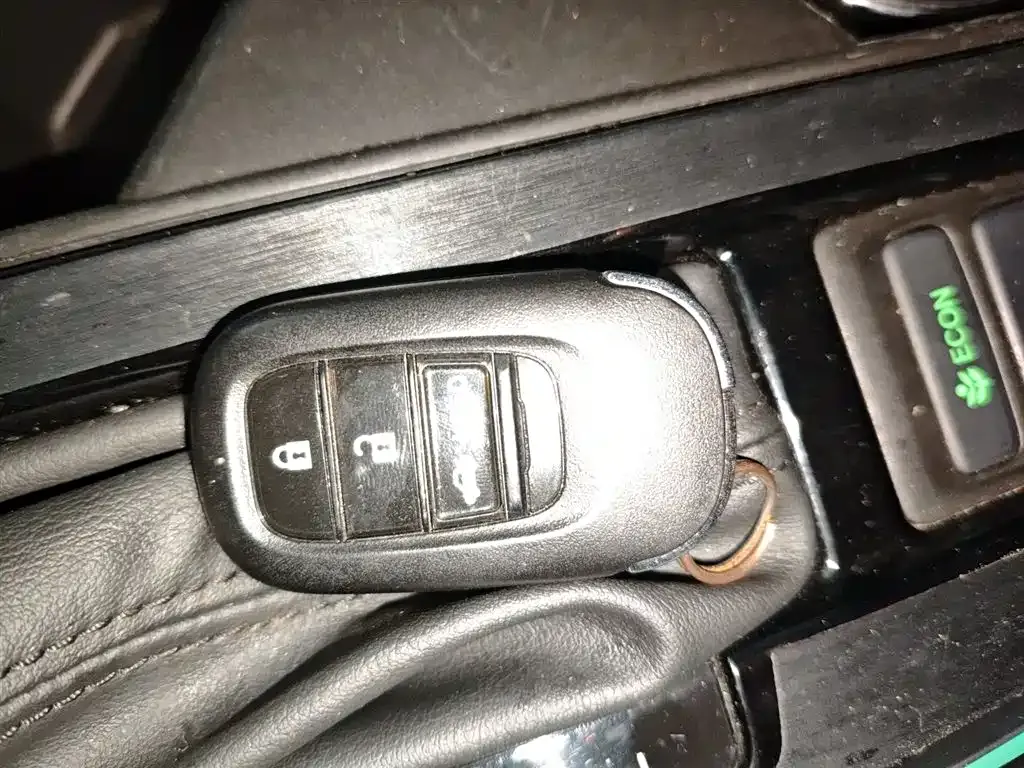 Honda Accord — фото 5
