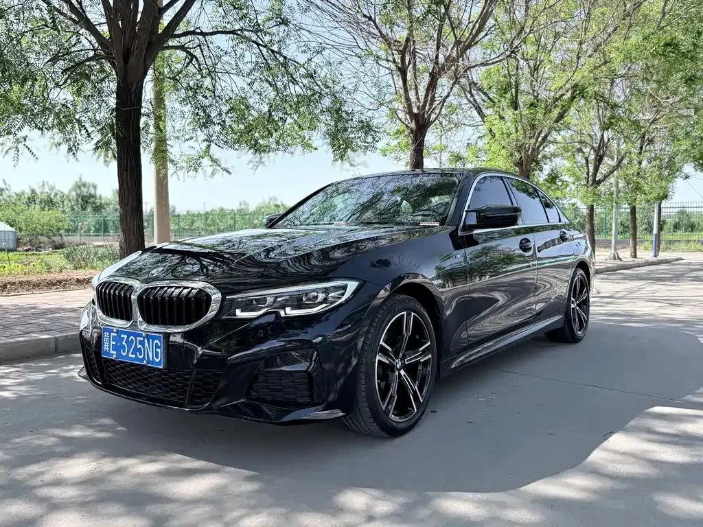 BMW 3 Series — фото 1