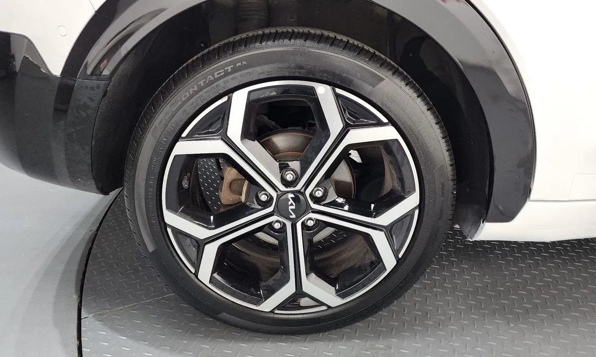 Kia Niro — фото 10