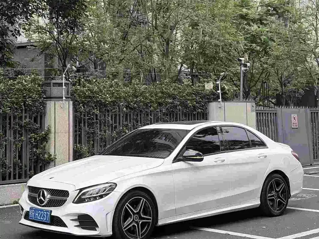 Mercedes-Benz C-Class — фото 8