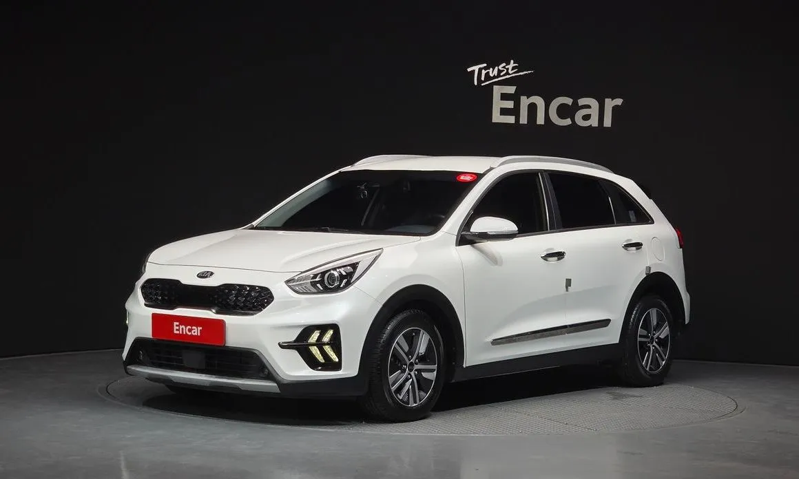 Kia Niro — фото 1