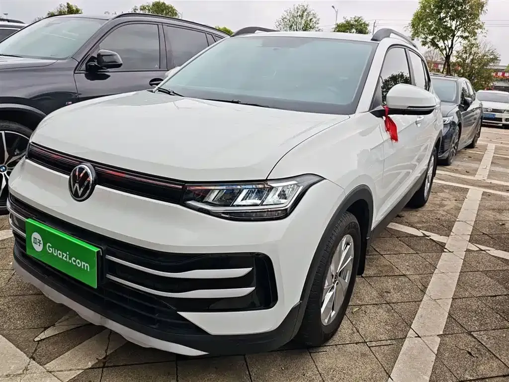 Volkswagen Tharu — фото 1