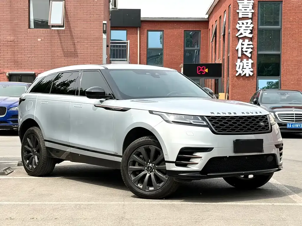 Land Rover Velar — фото 6