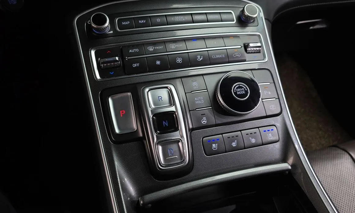Hyundai Santafe — фото 4