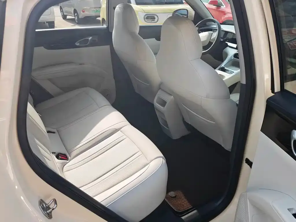 Geely Starburst — фото 10