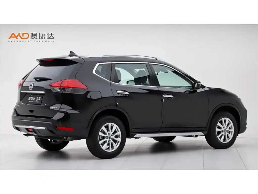 Nissan X-Trail — фото 10