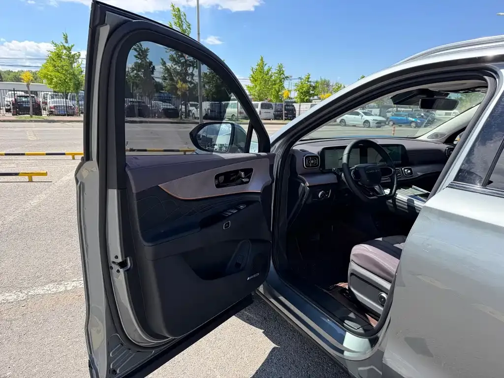 Chery Tiggo 9 C-DM — фото 10