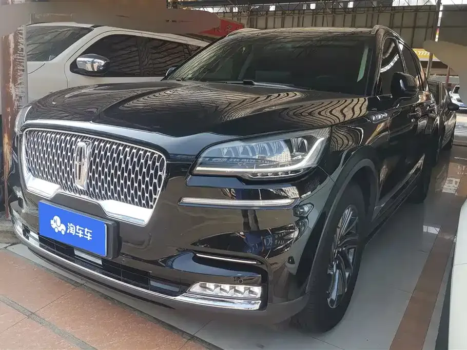 Lincoln Aviator — фото 1