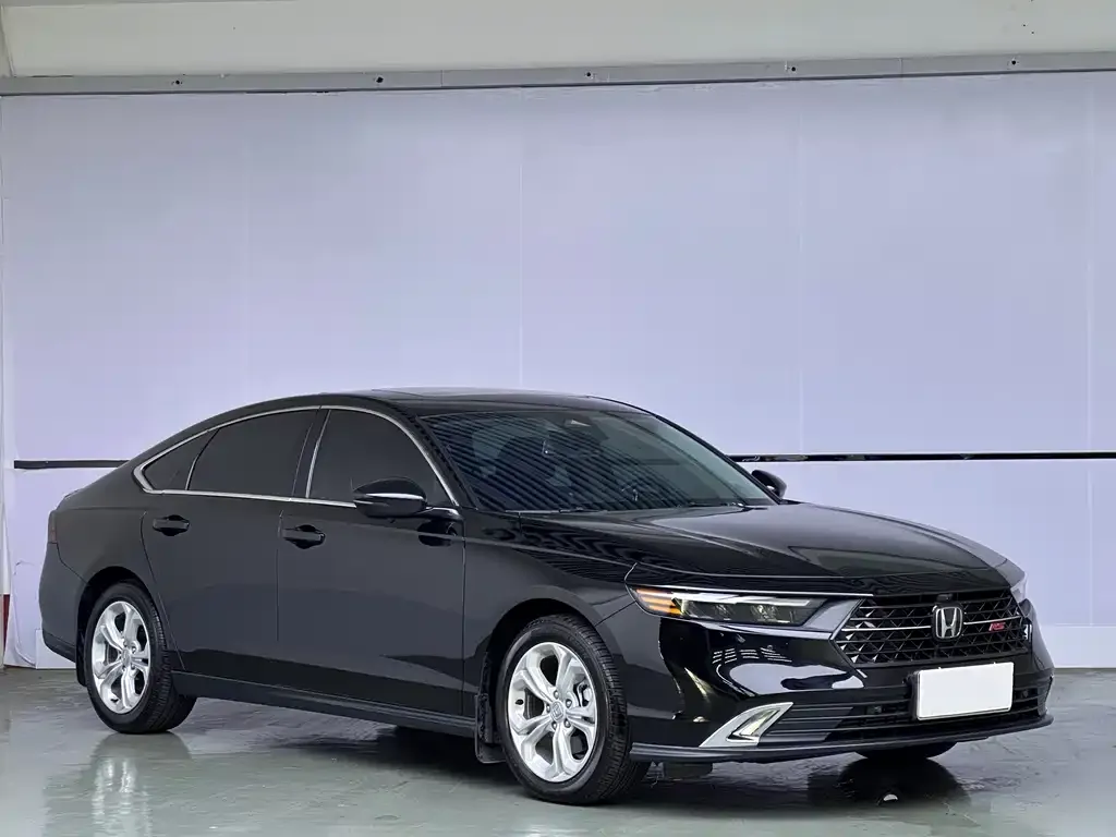 Honda Accord — фото 7