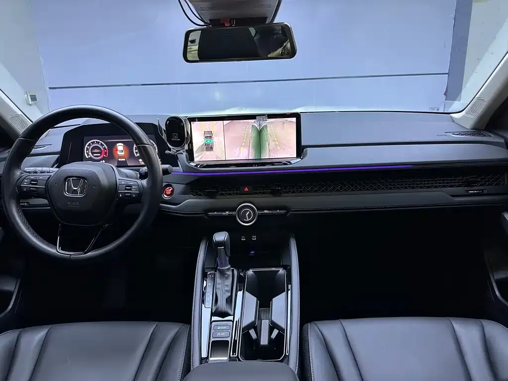 Honda Accord — фото 6