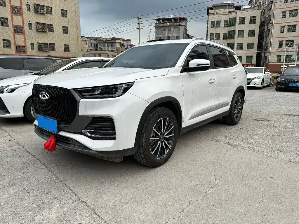 Chery Tiggo 8 — фото 1