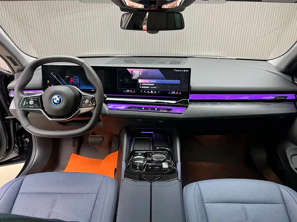 BMW i5 — фото 8