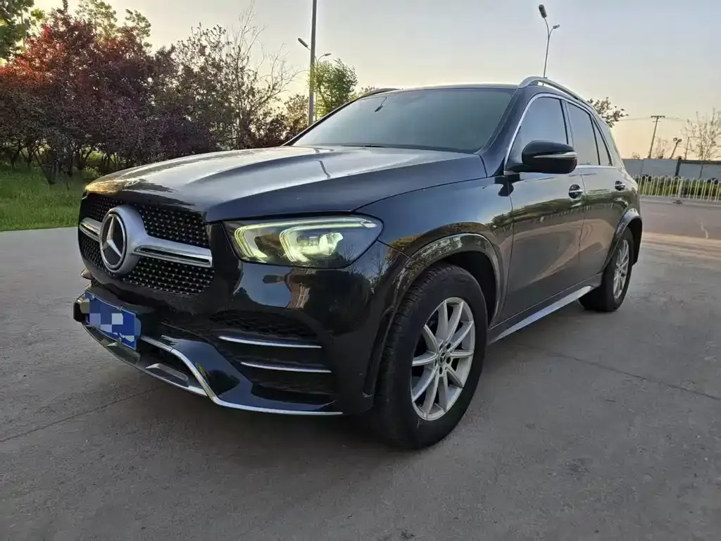 Mercedes-Benz GLE — фото 1