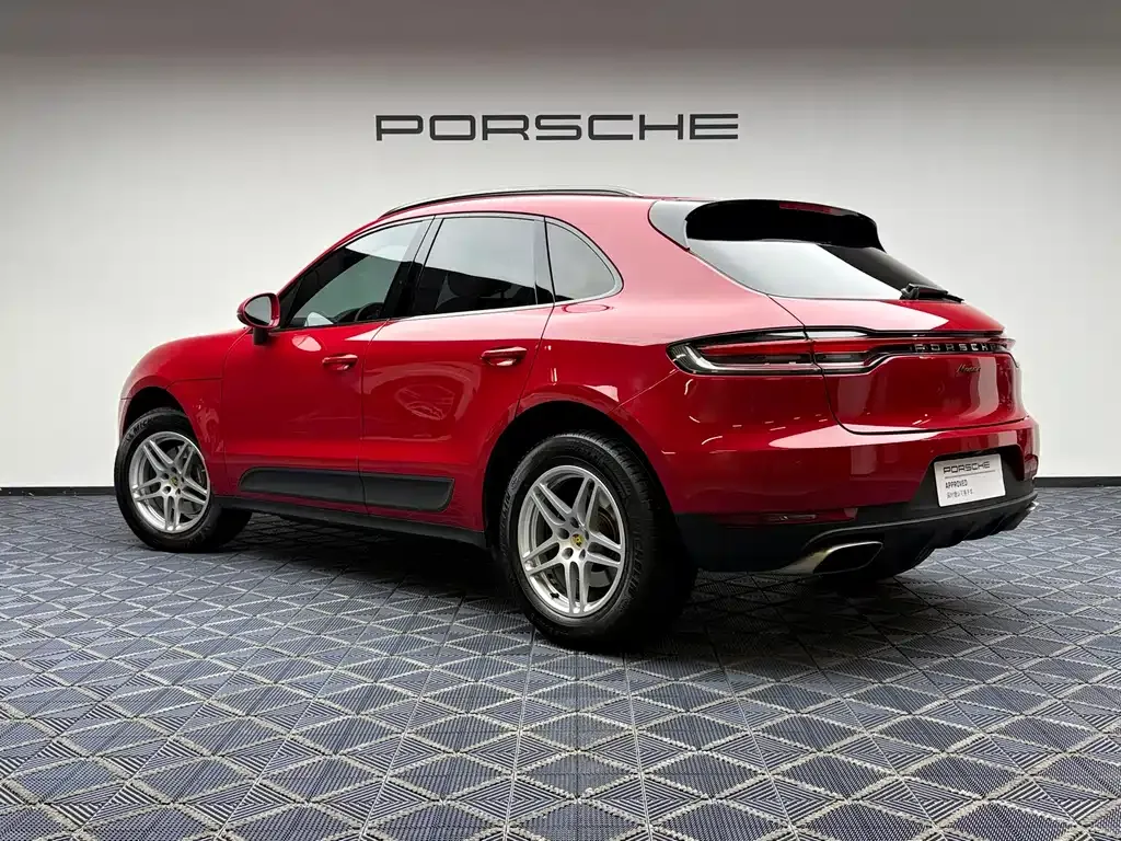 Porsche Macan — фото 6