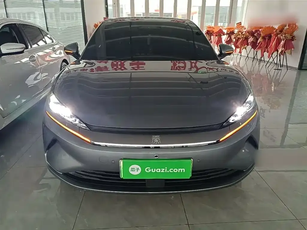 BYD Qin L — фото 9