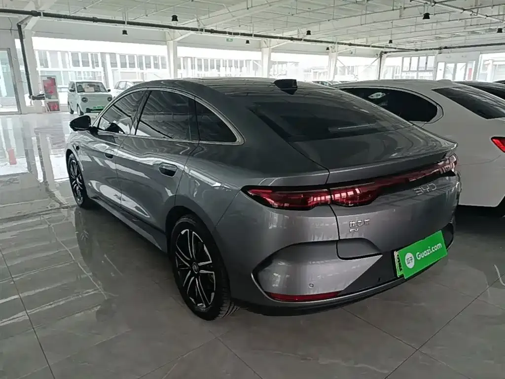 BYD Qin L — фото 10