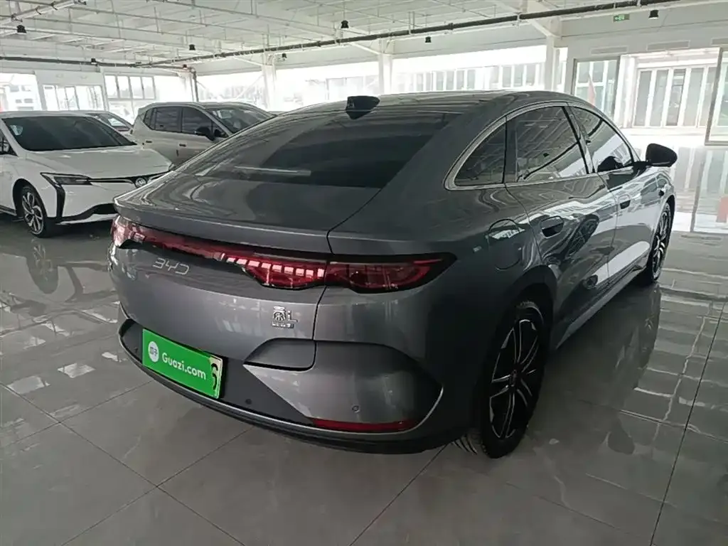 BYD Qin L — фото 5