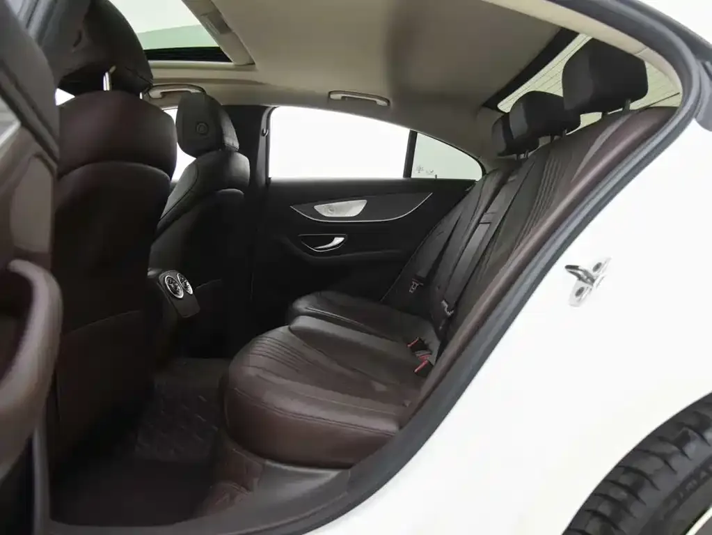 Mercedes-Benz CLS — фото 10