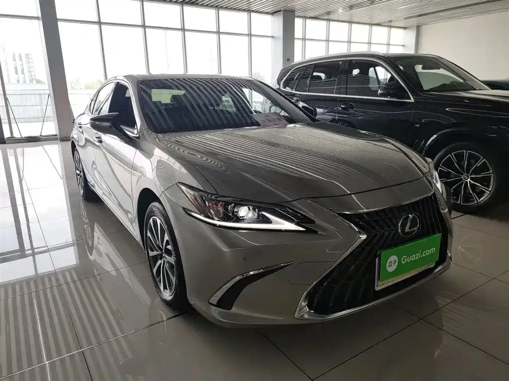 Lexus ES — фото 4