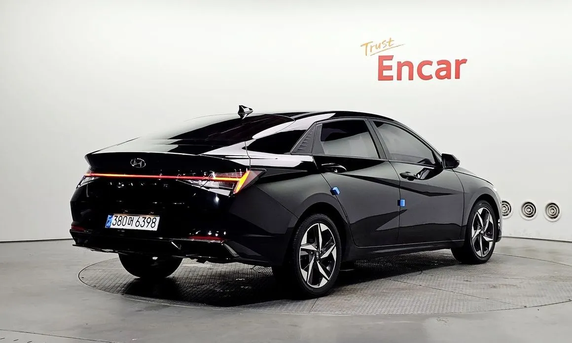 Hyundai AVANTE — фото 4