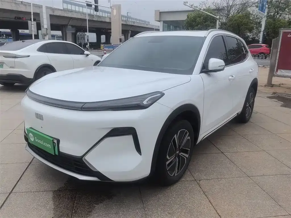 Geely Galaxy Xingjian 7 — фото 1