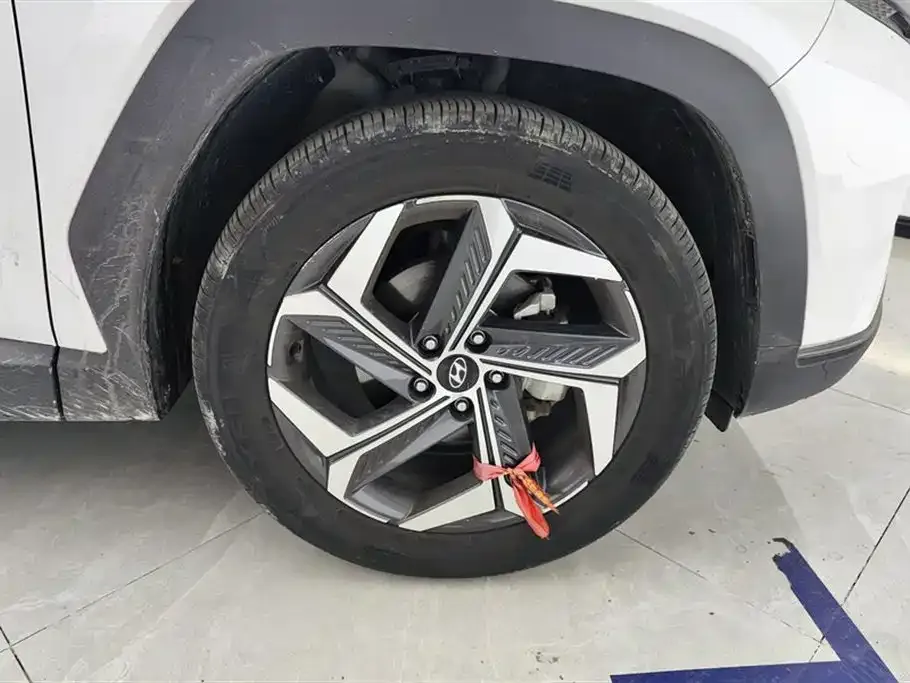 Hyundai Tucson — фото 6