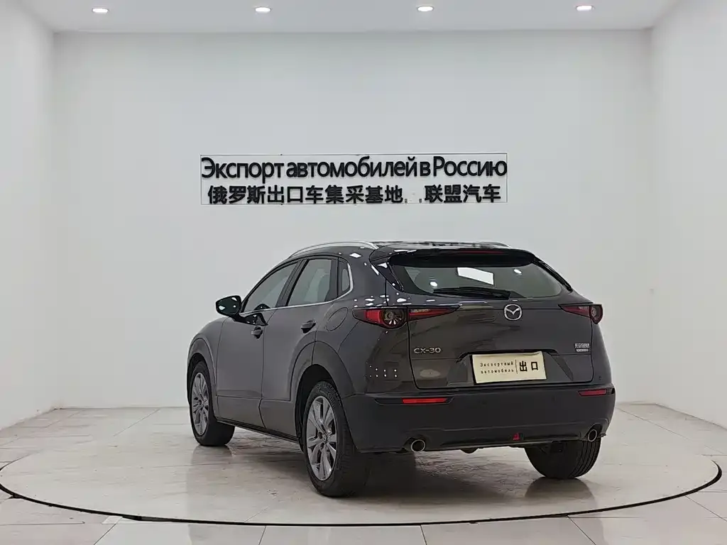 Mazda CX-30 — фото 9