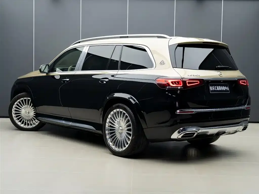 Mercedes-Benz GLS — фото 6