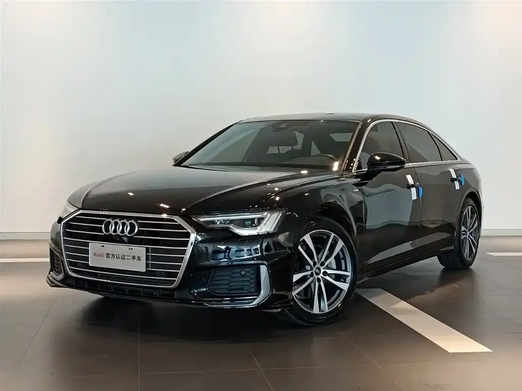Audi A6L — фото 1