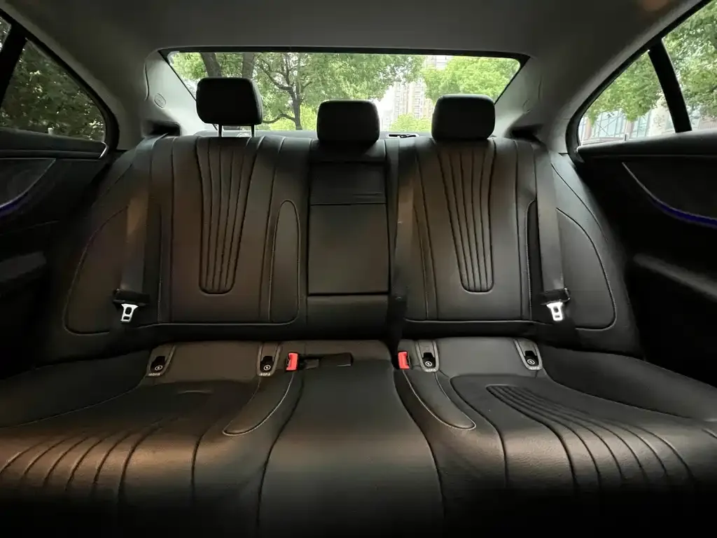 Mercedes-Benz CLS — фото 2