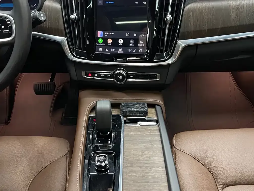 Volvo V90 — фото 10