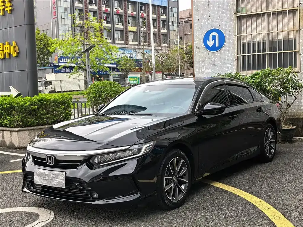 Honda Inspire — фото 1