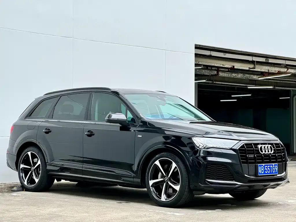 Audi Q7 — фото 2