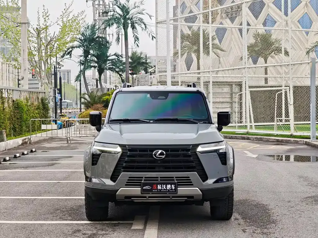 Lexus GX — фото 10