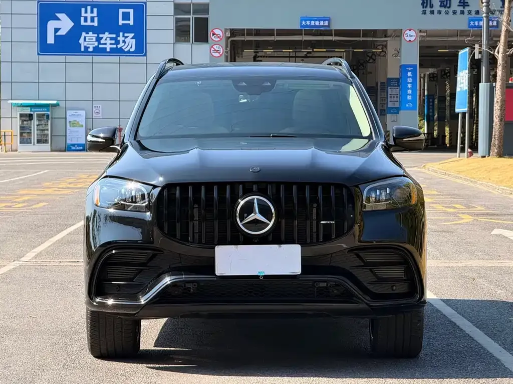 Mercedes-Benz GLS — фото 1