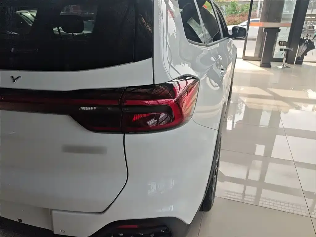 Chery Tiggo 8 — фото 3
