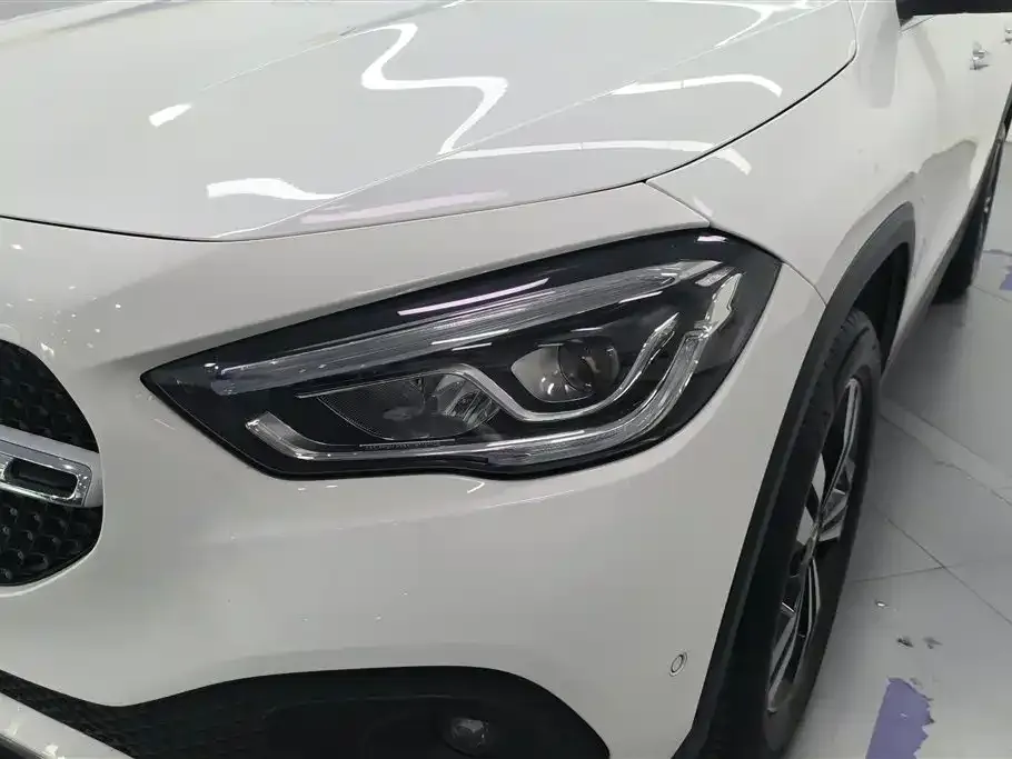 Mercedes-Benz GLA — фото 8