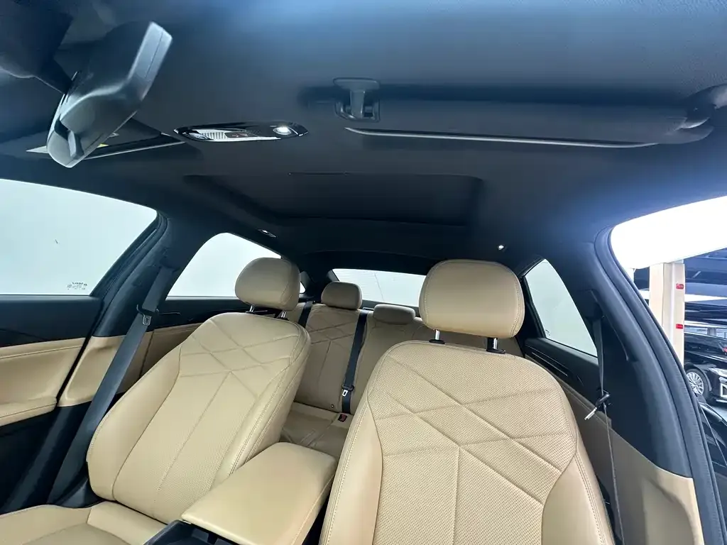 Geely Galaxy L6 — фото 10